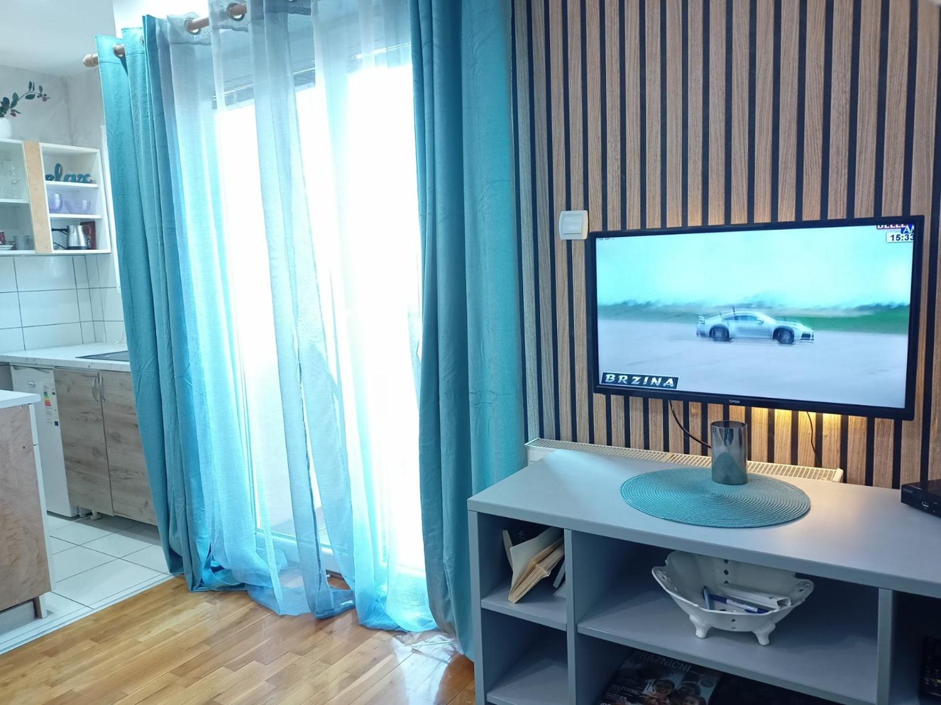 Hill Lux Apartment